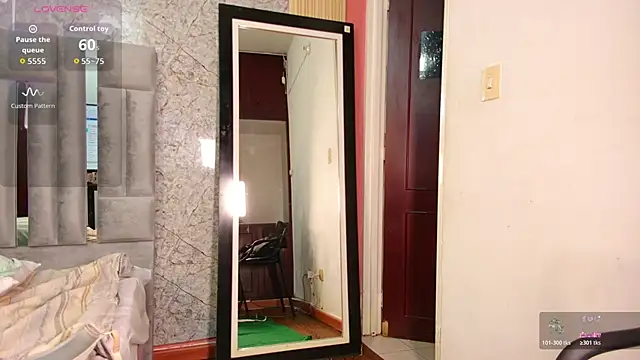 Snapshot of MiissBNasty chatting on 19, 10, 2025 MiissBNasty online show from 19, 10, 2025