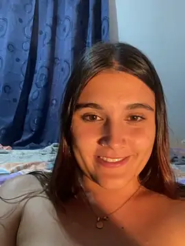 Snapshot of Magic-Smilee chatting on 17, 12, 2024 Magic-Smilee online show from 17, 12, 2024