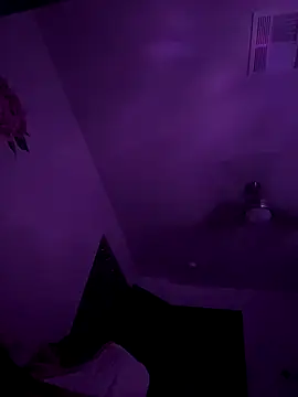 Snapshot of SexyB214 chatting on 22, 9, 2025 SexyB214 online show from 22, 9, 2025