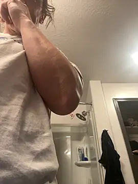 Snapshot of SexyB214 chatting on 26, 9, 2025 SexyB214 online show from 26, 9, 2025