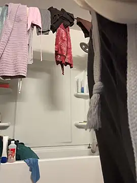 Snapshot of SexyB214 chatting on 6, 10, 2025 SexyB214 online show from 6, 10, 2025