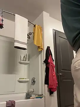 Snapshot of SexyB214 chatting on 17, 10, 2025 SexyB214 online show from 17, 10, 2025