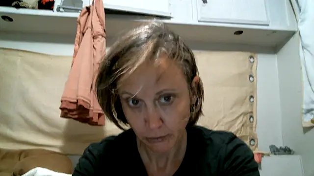 Snapshot of SexyB214 chatting on 12, 7, 2026 SexyB214 online show from 12, 7, 2026
