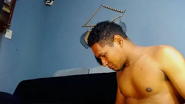 Snapshot of Grandeygruesa1 chatting on 4, 2, 2025 Grandeygruesa1 online show from 4, 2, 2025