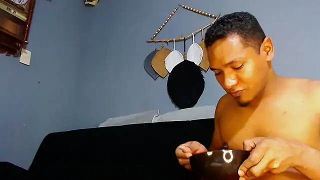 Snapshot of Grandeygruesa1 chatting on 5, 3, 2025 Grandeygruesa1 online show from 5, 3, 2025