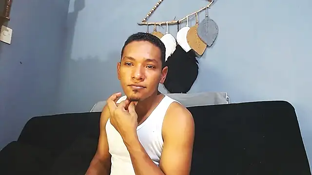 Snapshot of Grandeygruesa1 chatting on 9, 9, 2025 Grandeygruesa1 online show from 9, 9, 2025