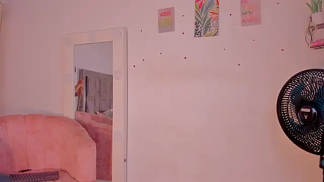 MirandaRoxx online show from 4, 3, 2026