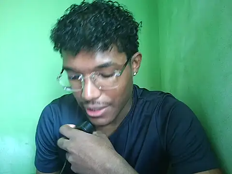 Snapshot of Oliveira2344 chatting on 17, 4, 2026 Oliveira2344 online show from 17, 4, 2026