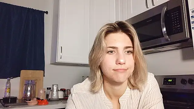 Snapshot of NatalieKneals chatting on 1, 2, 2026 NatalieKneals online show from 1, 2, 2026