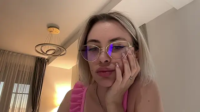 BaayBee   online show from 17, 1, 2025