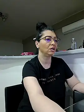 Milf Abigail online show from 26, 2, 2025