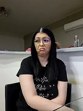 Milf Abigail online show from 6, 3, 2025