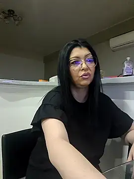 Milf Abigail online show from 8, 3, 2025