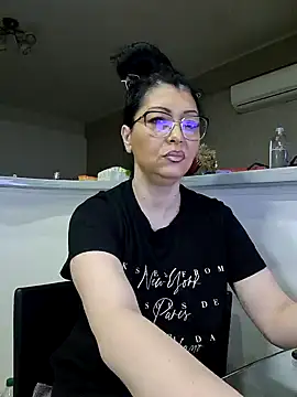 Milf Abigail online show from 15, 3, 2025