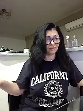 Milf Abigail online show from 11, 10, 2025