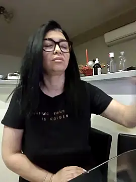 Milf Abigail online show from 17, 11, 2025