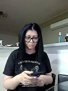 Snapshot of Milf_Abigail chatting on 11, 3, 2026 Milf Abigail online show from 11, 3, 2026