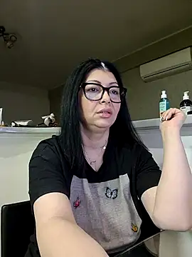 Snapshot of Milf_Abigail chatting on 18, 3, 2026 Milf Abigail online show from 18, 3, 2026