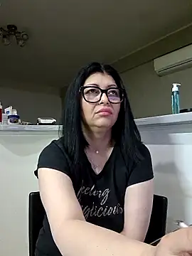 Milf Abigail online show from 15, 5, 2026