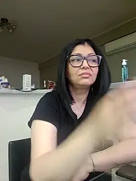 Milf Abigail online show from 21, 5, 2026