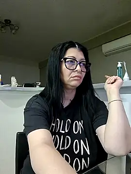 Milf Abigail online show from 13, 6, 2026