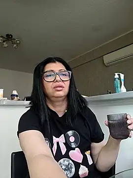 Milf Abigail online show from 4, 7, 2026