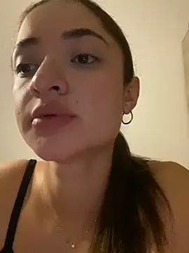 Alicia ALICIA online show from 13, 4, 2026