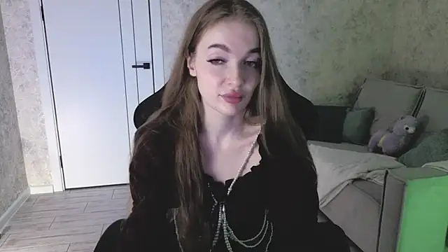 LissaCain online show from 10, 5, 2026