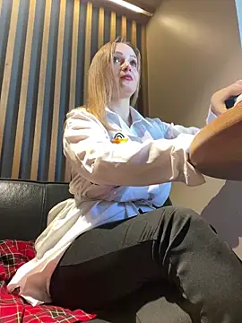 LadyTatiana Madam online show from 17, 1, 2025