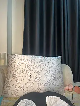 Bella kiki online show from 20, 6, 2026