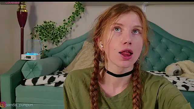 Snapshot of Neko_Kimiko chatting on 11, 12, 2024 Neko Kimiko online show from 11, 12, 2024