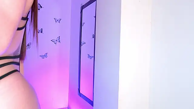 Lilly Peach22 online show from 20, 9, 2025