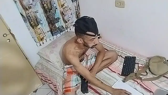 Snapshot of UncutToyBoy23cm chatting on 17, 3, 2025 UncutToyBoy23cm online show from 17, 3, 2025