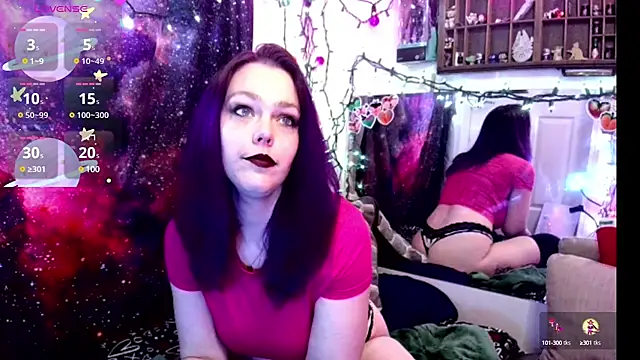 EverlyEster online show from 8, 2, 2025