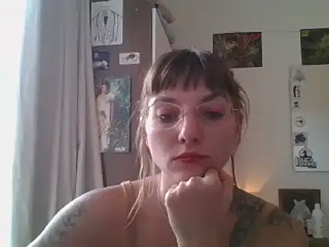 Snapshot of SweetyBabyDemon chatting on 1, 12, 2024 SweetyBabyDemon online show from 1, 12, 2024