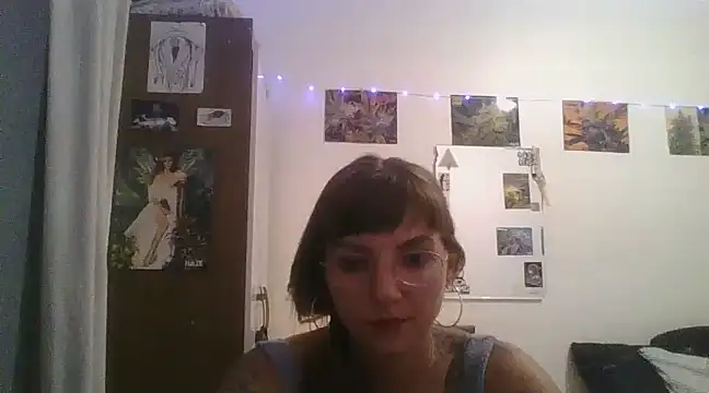 Snapshot of SweetyBabyDemon chatting on 13, 12, 2024 SweetyBabyDemon online show from 13, 12, 2024