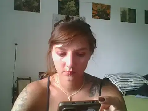 Snapshot of SweetyBabyDemon chatting on 27, 2, 2025 SweetyBabyDemon online show from 27, 2, 2025