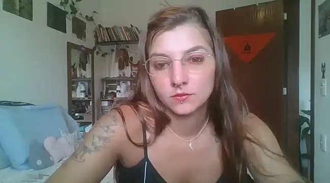 Snapshot of SweetyBabyDemon chatting on 11, 3, 2025 SweetyBabyDemon online show from 11, 3, 2025