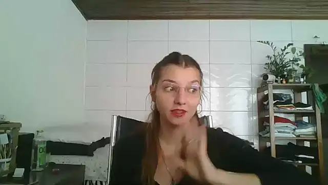 SweetyBabyDemon online show from 27, 9, 2025