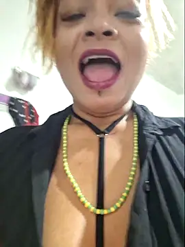 gatadeojosclaros online show from 9, 2, 2026