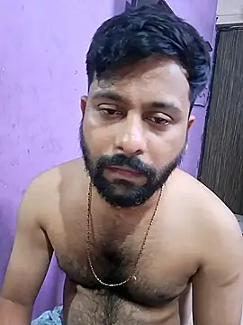 Snapshot of GlassBarge9 chatting on 4, 3, 2025 GlassBarge9 online show from 4, 3, 2025