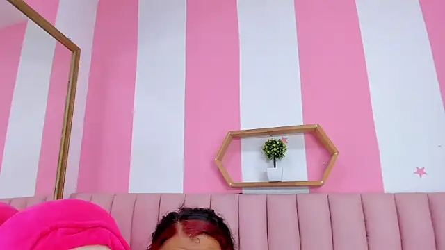 ISABELLA 020 online show from 25, 6, 2026