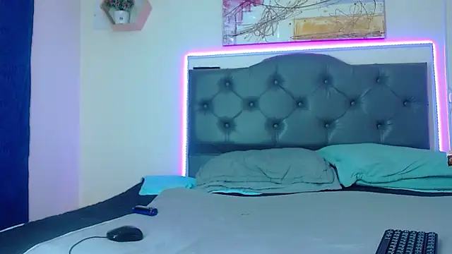 Kim clark1 online show from 11, 9, 2025