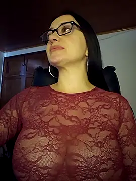 preetypeach online show from 8, 1, 2026