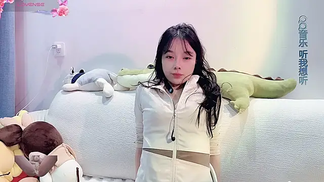 AKiKi711 online show from 13, 12, 2024