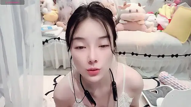 AKiKi711 online show from 13, 5, 2026