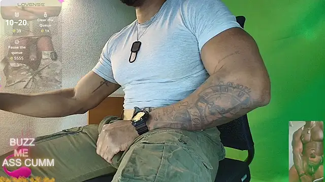 Snapshot of hot_black3 chatting on 17, 2, 2026 hot black3 online show from 17, 2, 2026