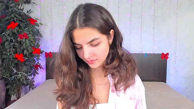 Snapshot of Milana_Crystal_ chatting on 29, 12, 2024 Milana Crystal online show from 29, 12, 2024