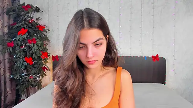 Snapshot of Milana_Crystal_ chatting on 8, 1, 2025 Milana Crystal online show from 8, 1, 2025