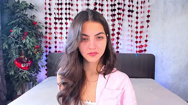 Snapshot of Milana_Crystal_ chatting on 7, 2, 2025 Milana Crystal online show from 7, 2, 2025